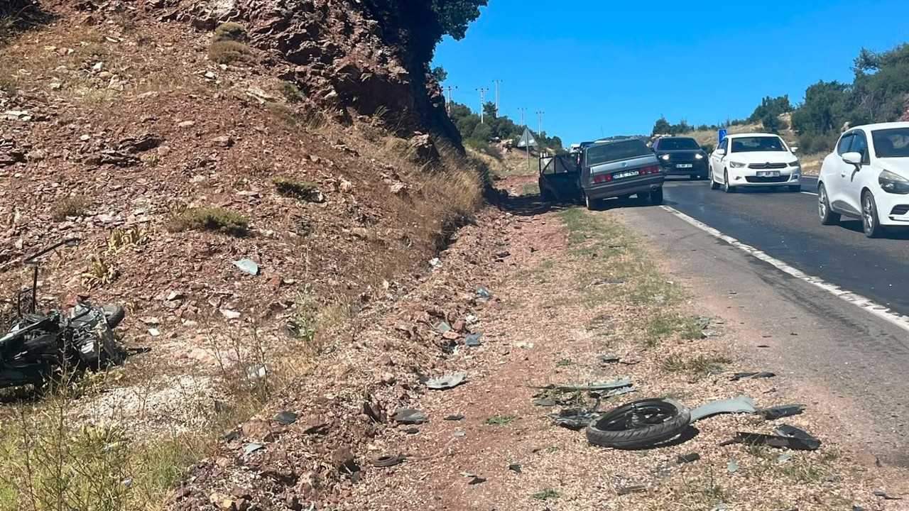 Seydikemerde otomobil ile motosiklet carpisti 1 olu 2 yarali LPuHNgbf